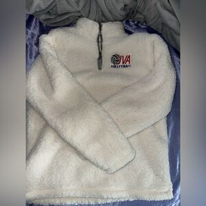 Fuzzy quarter zip